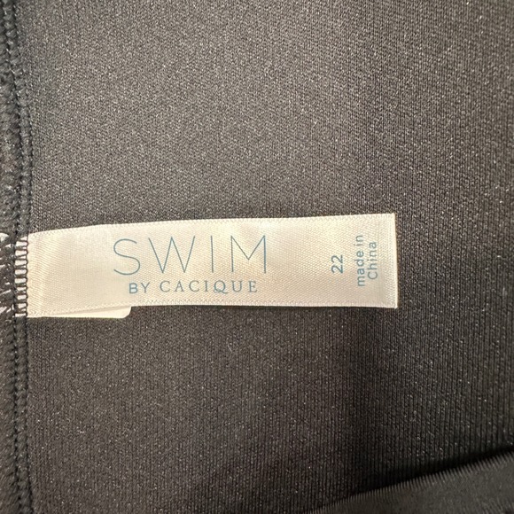 Cacique Swim High Neck Halter Bikini Top Womens 22 Black Keyhole | Minimalist - Picture 3 of 3